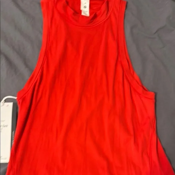 Lululemon Athletica Tank - Picture 6 of 10